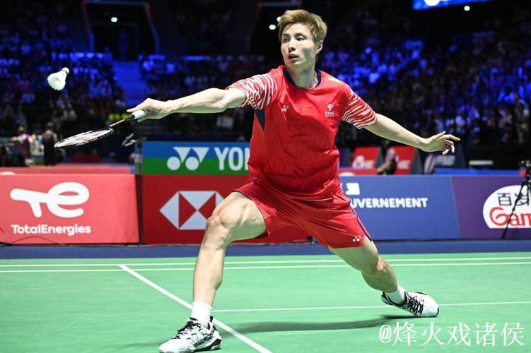 石宇奇两局完胜朱利安 晋级羽毛球世锦赛男单16强 石宇奇两局完胜朱利安 晋级羽毛球世锦赛男单16强
